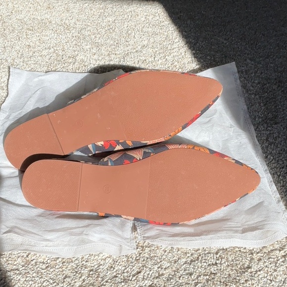 Floral Print Mules - Black and Orange - Picture 2 of 3